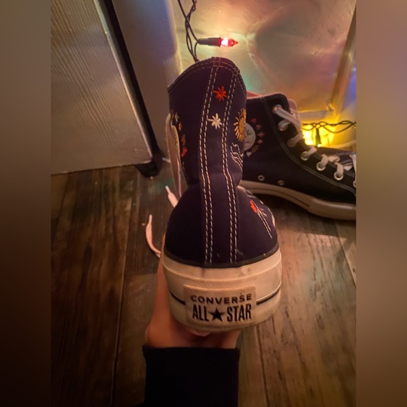 Platform Converse - Picture 3 of 3